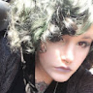 Meet your Posher, Corrine